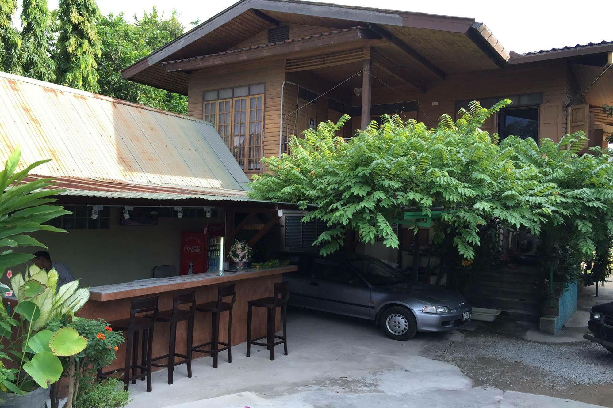 Siriwan Guesthouse Τσιάνγκ Μάι Εξωτερικό φωτογραφία